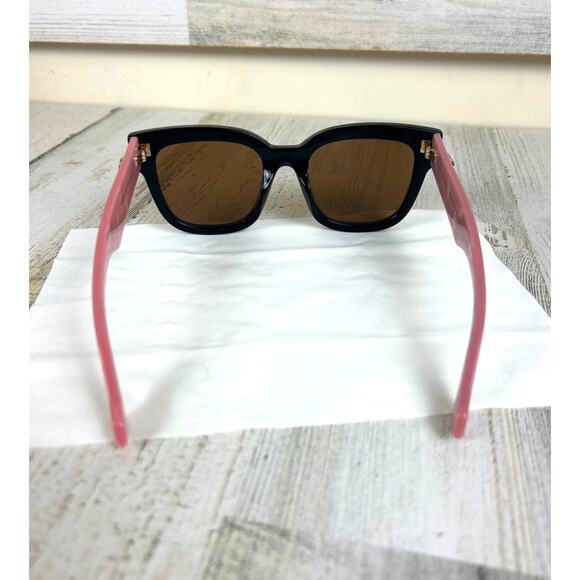 Gucci Women’s GG0998S 005 Black Pink Square Oversized Designer Sunglasses NWT - Picture 6 of 10